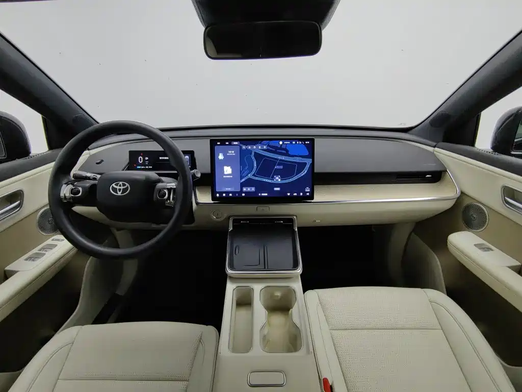 Toyota bZ3X — миниатюра 5
