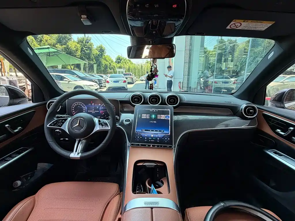Mercedes-Benz GLC — миниатюра 13