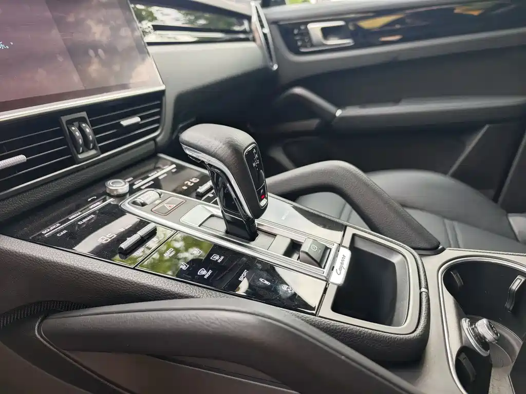 Porsche Cayenne 2019 Cayenne 3.0T