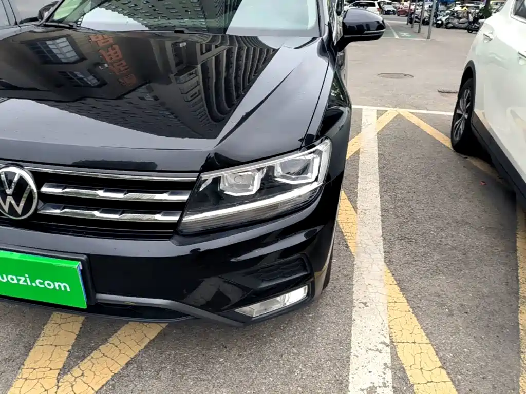 Volkswagen Tiguan L — миниатюра 24