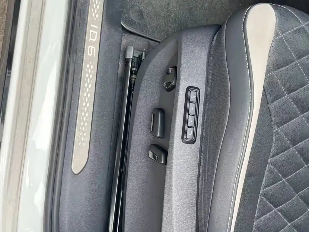 Volkswagen ID.6 Crozz — миниатюра 10