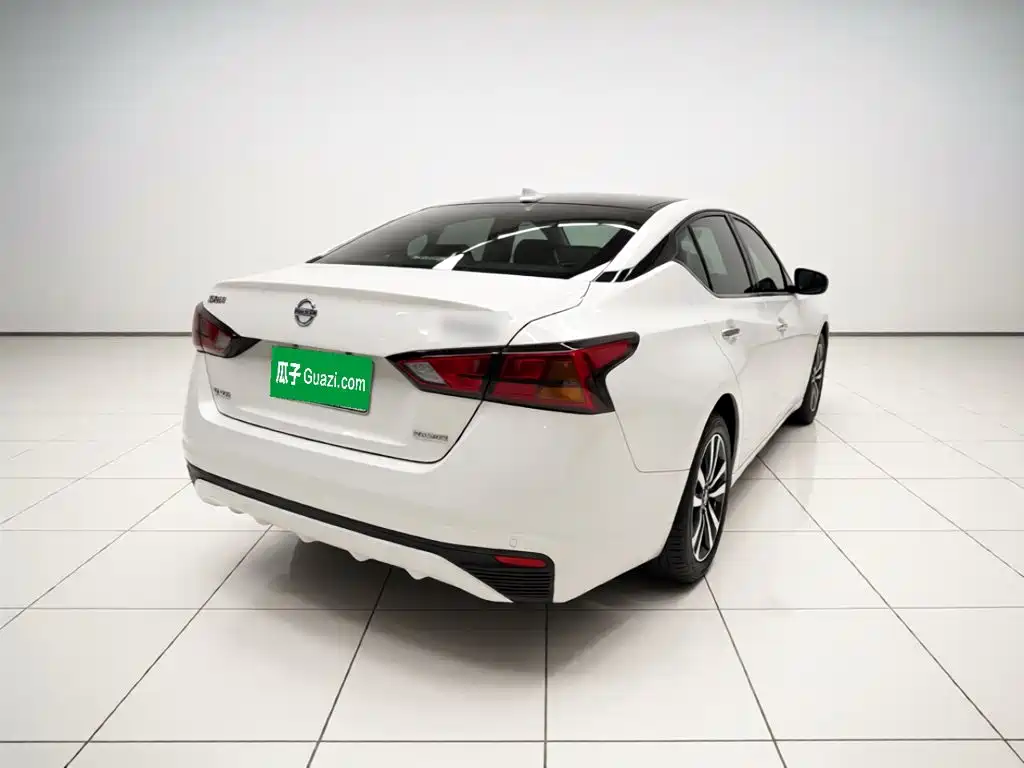 Nissan Teana — миниатюра 6