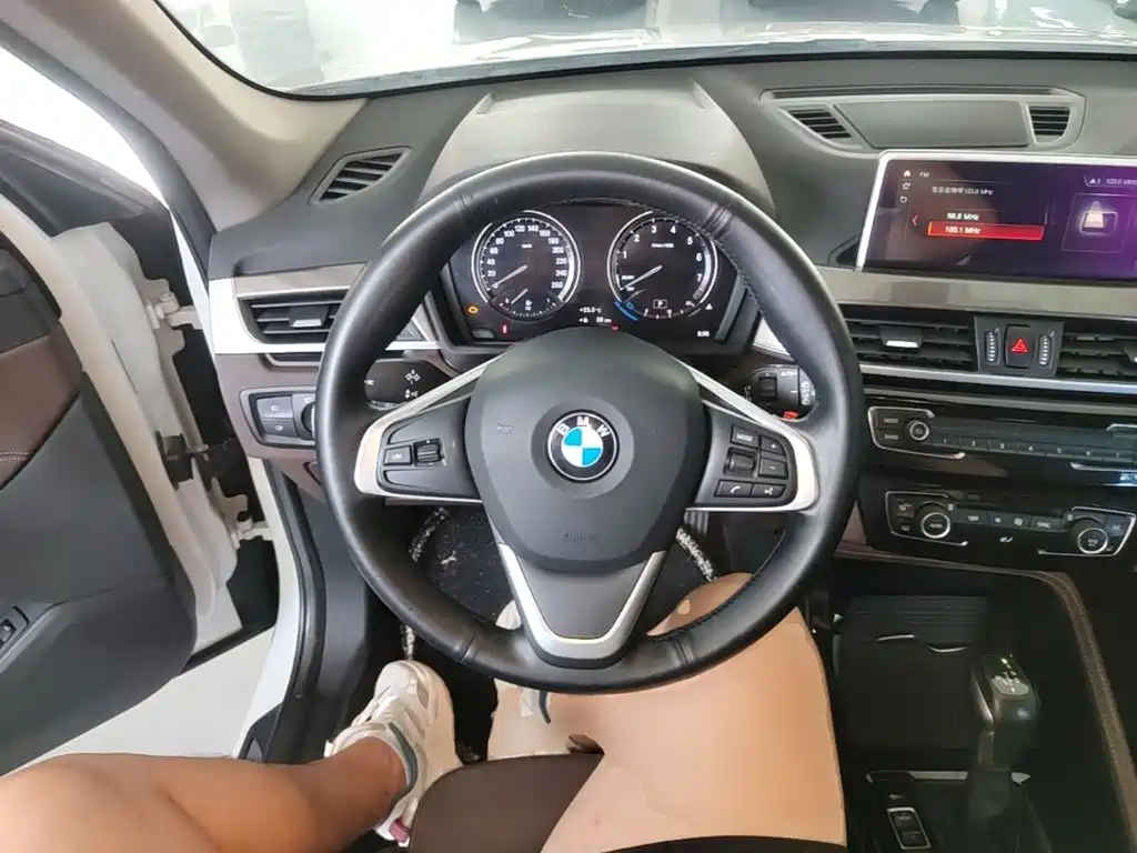 BMW X1 — миниатюра 11