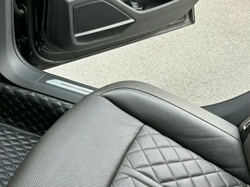 Audi A8 — миниатюра 11