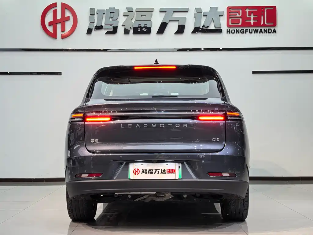 ZERO-RUNNING CAR ZERO RUN C10