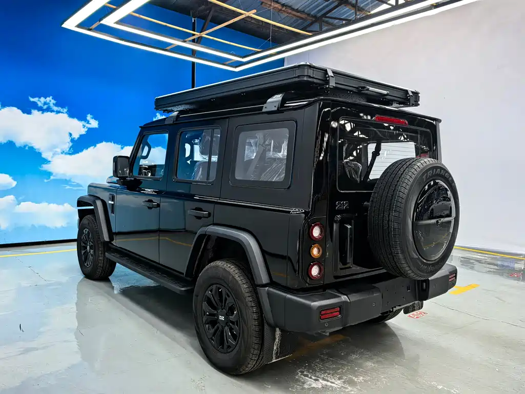 212 212 T01 — миниатюра 6