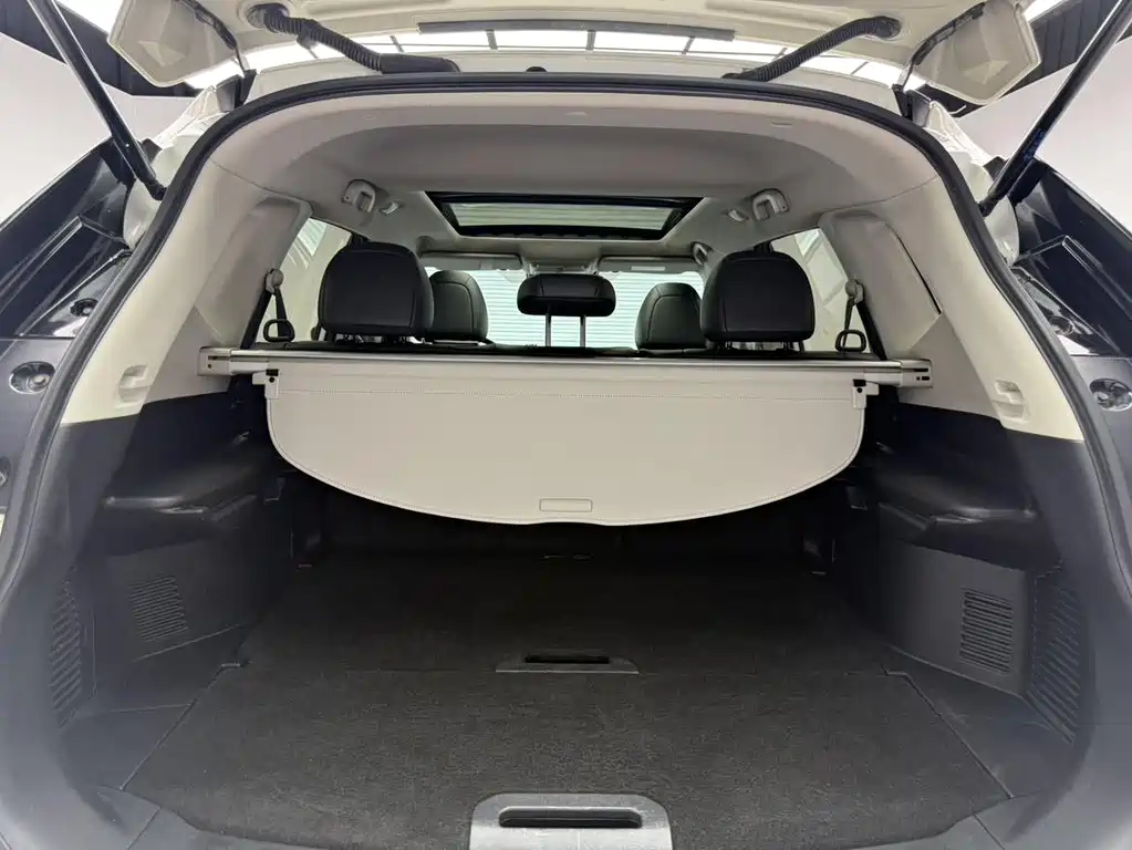 Nissan X-Trail — миниатюра 5
