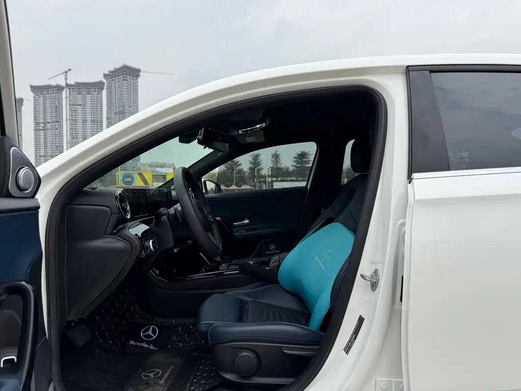 MERCEDES-BENZ A CLASS