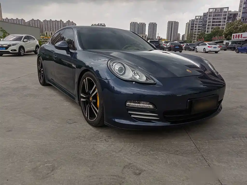 Porsche Panamera — миниатюра 3