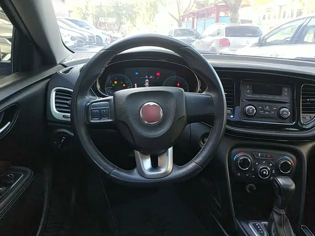 Fiat Viaggio — миниатюра 11