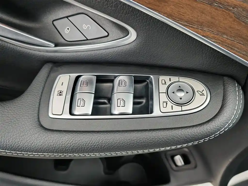 Mercedes-Benz GLC 2022 GLC 300 L 4MATIC