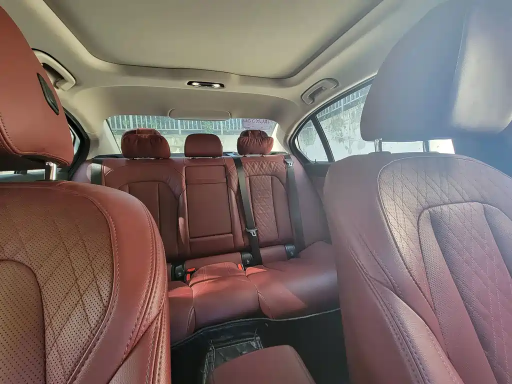 BMW 3 Series — миниатюра 19
