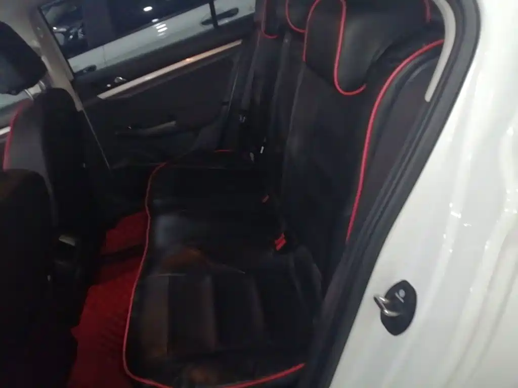 Volkswagen Bora — миниатюра 17