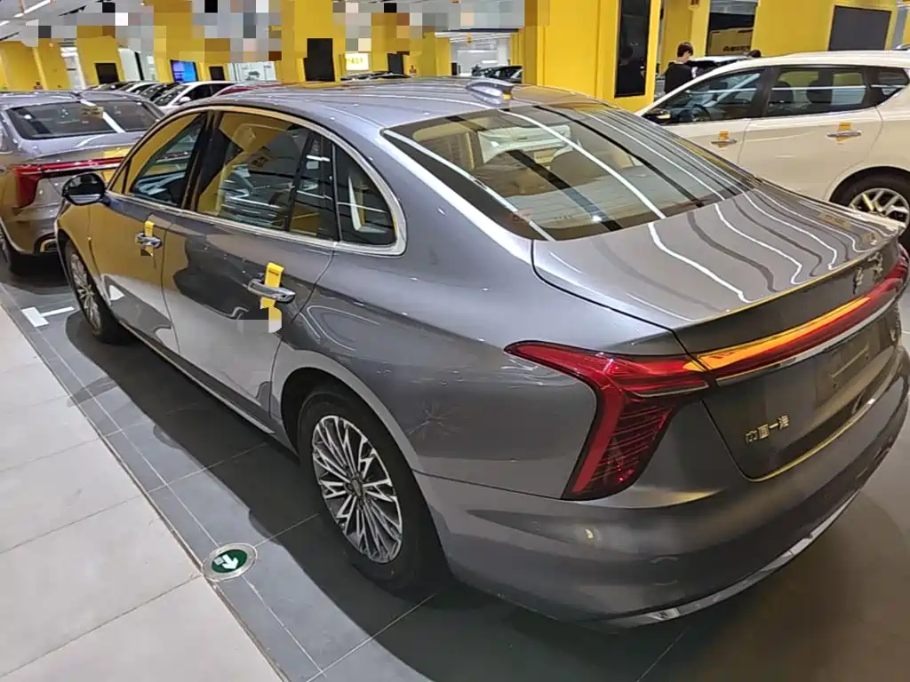 Hongqi Hongqi H5 — миниатюра 5