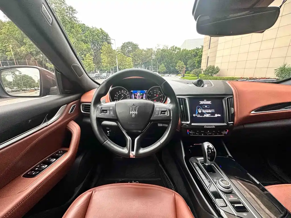 Maserati Levante — миниатюра 16