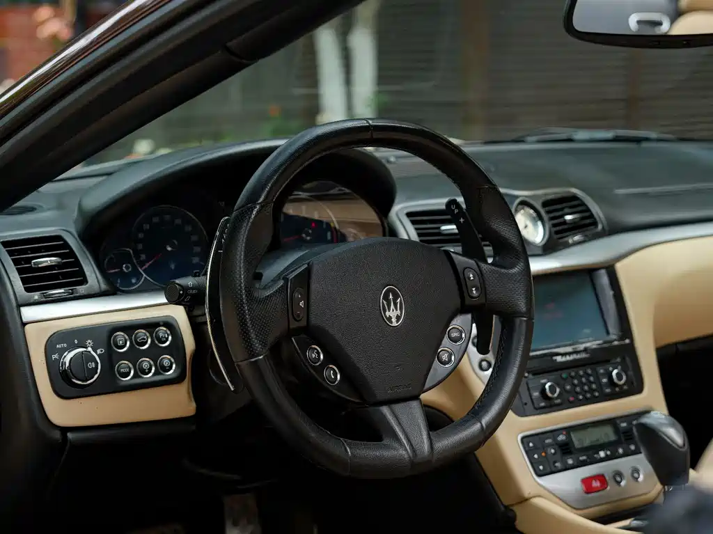 Maserati GranCabrio — миниатюра 12