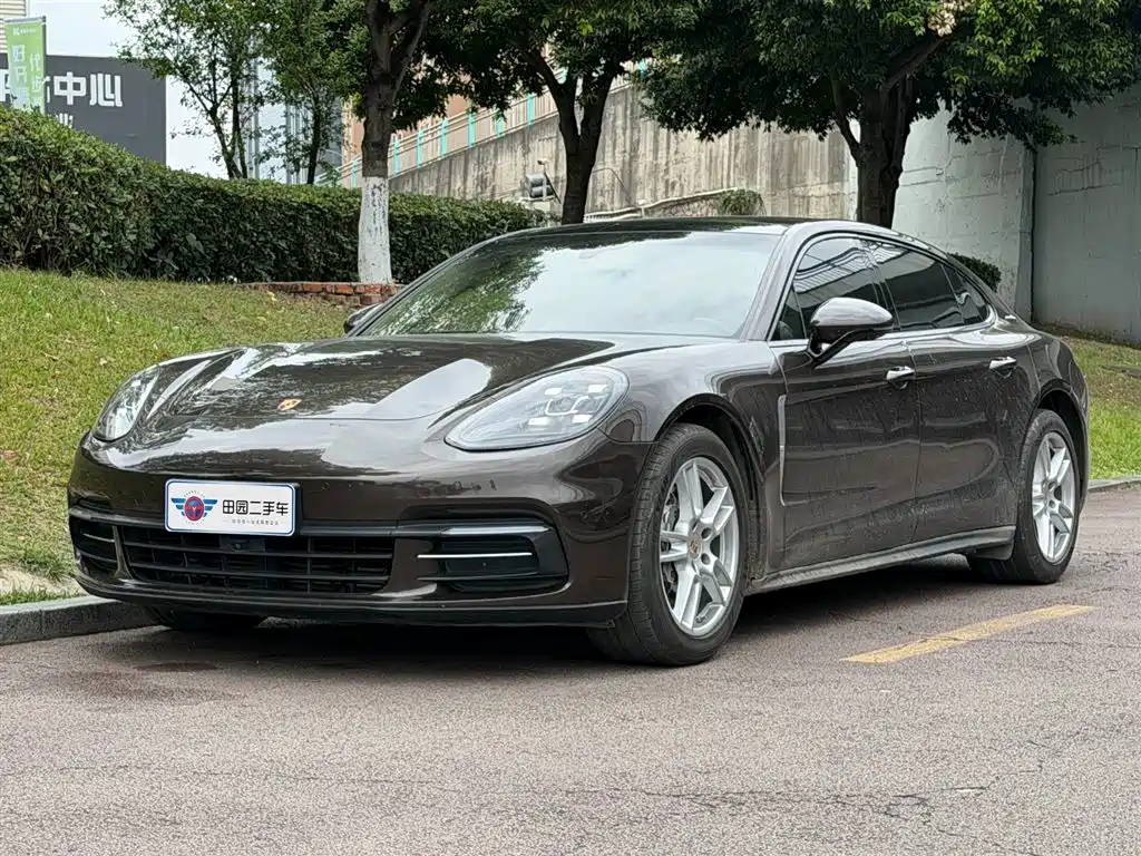Porsche Panamera 2018
