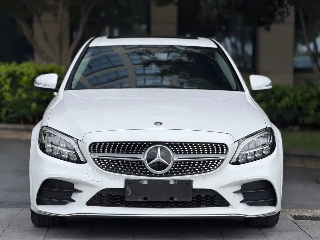 Mercedes-Benz C-Class — миниатюра 3