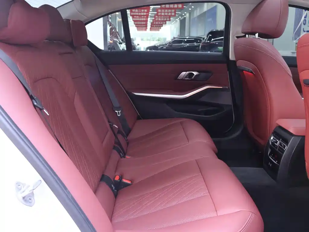 BMW 3 Series — миниатюра 22