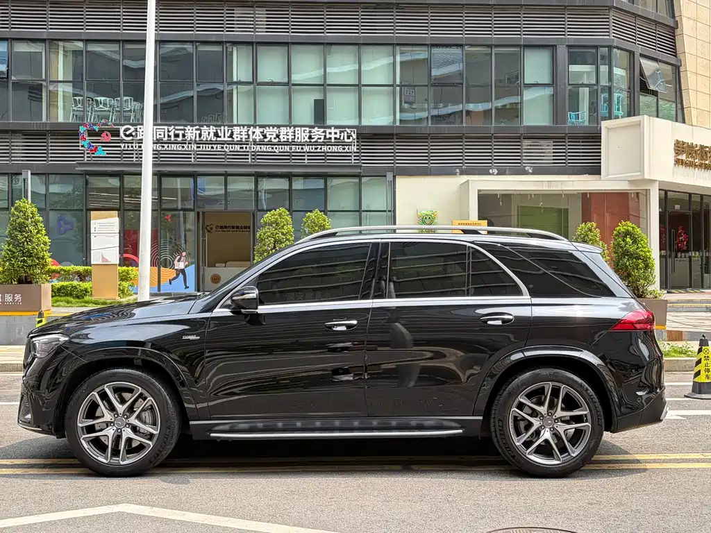 Mercedes-Benz GLE AMG — миниатюра 3