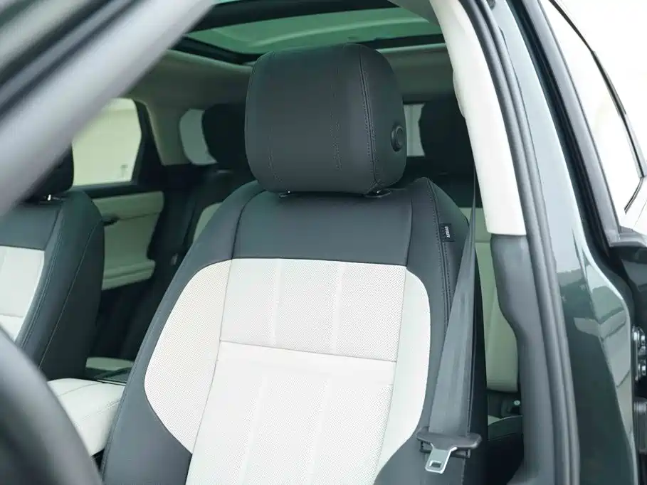 Land Rover Evoque — миниатюра 12