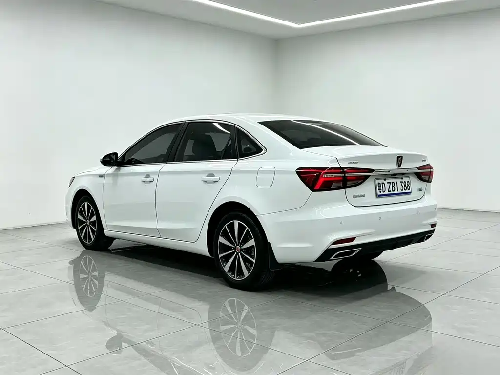 Roewe i6 Classic — миниатюра 8