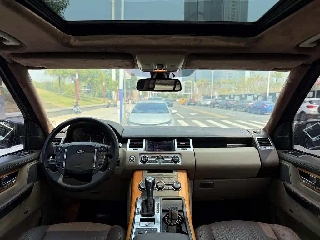 Land Rover Range Rover Sport 2013 3.0 TDV6
