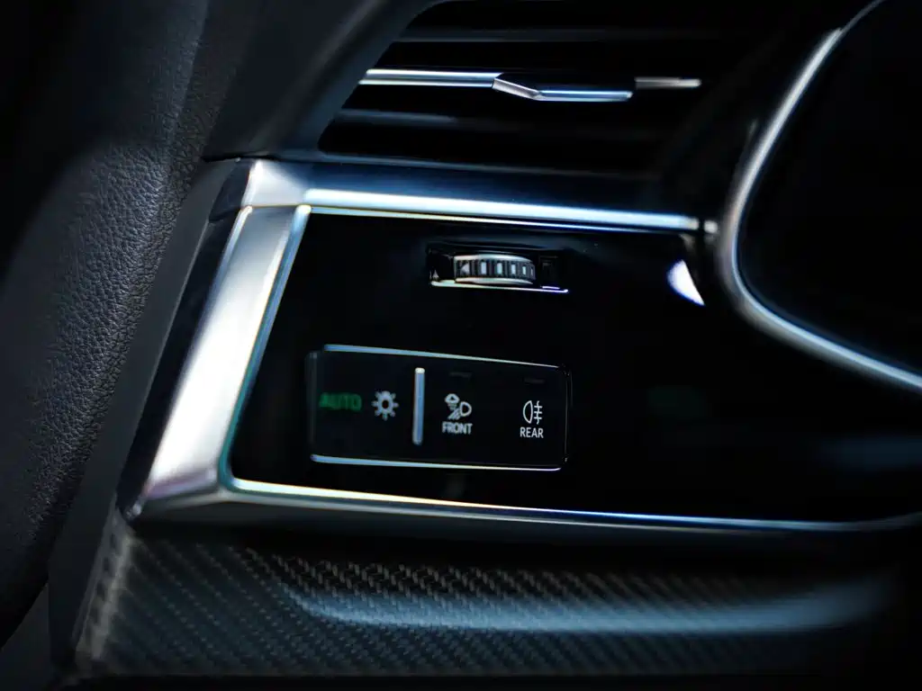 Audi RS Q8 — миниатюра 36