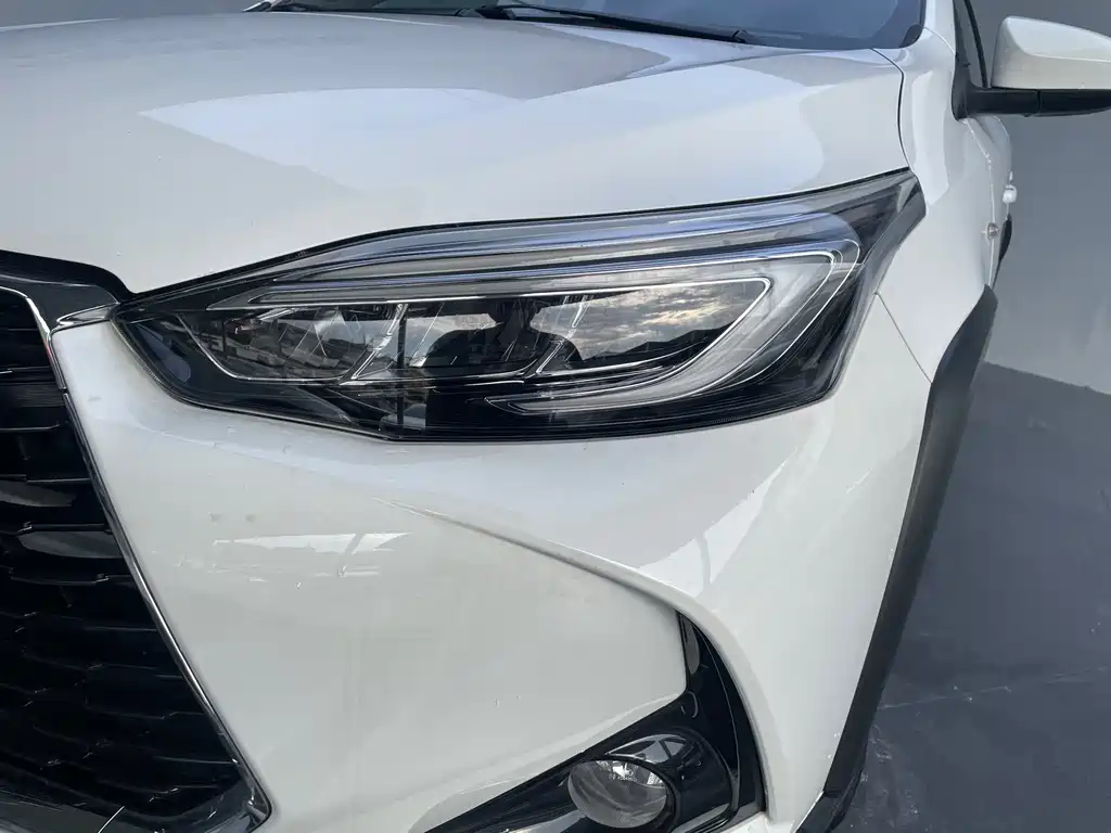 Toyota Yaris L — миниатюра 13