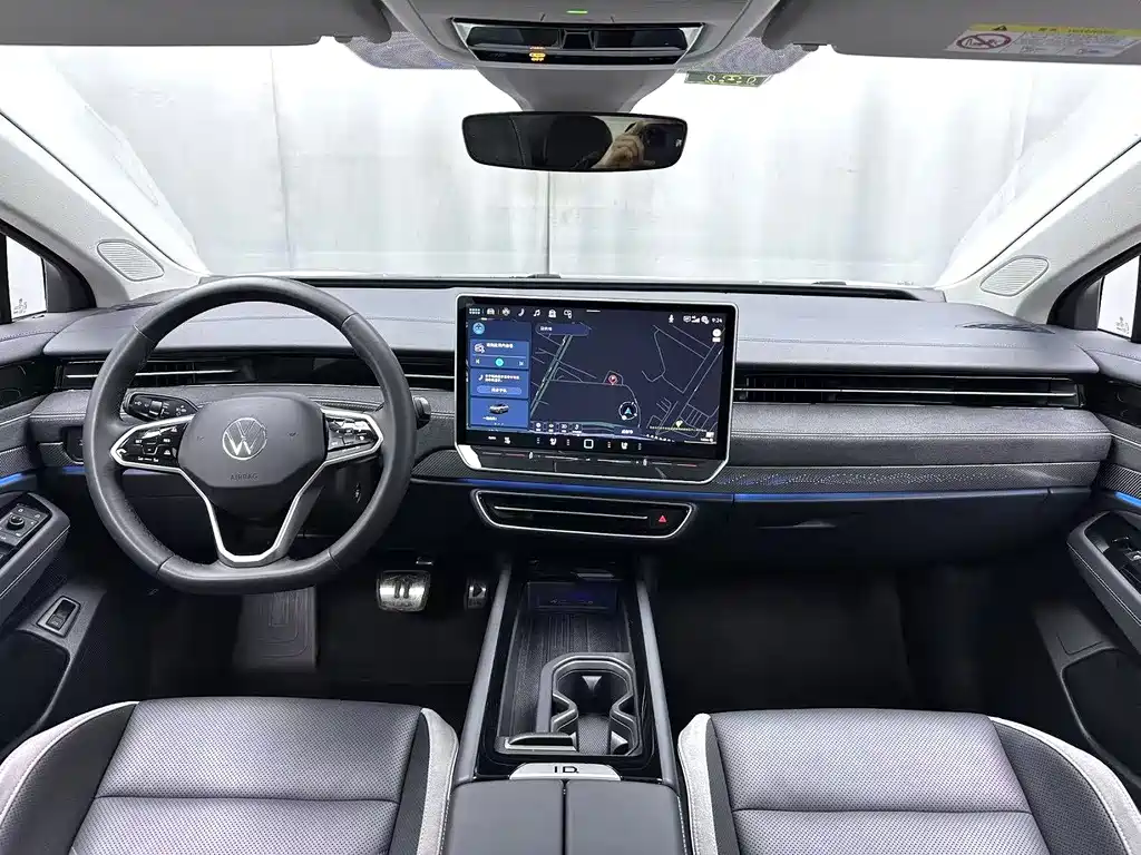 VOLKSWAGEN ID.7 VIZZION