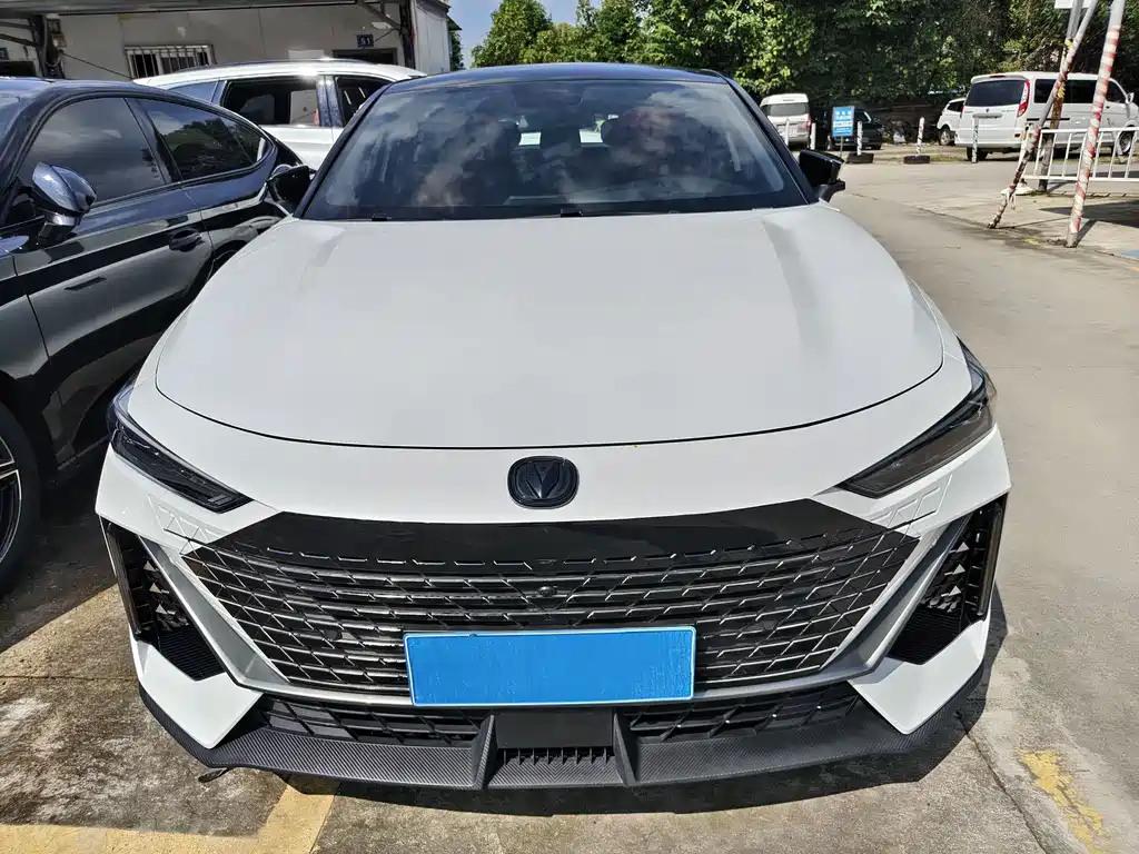Changan UNI-V — миниатюра 2