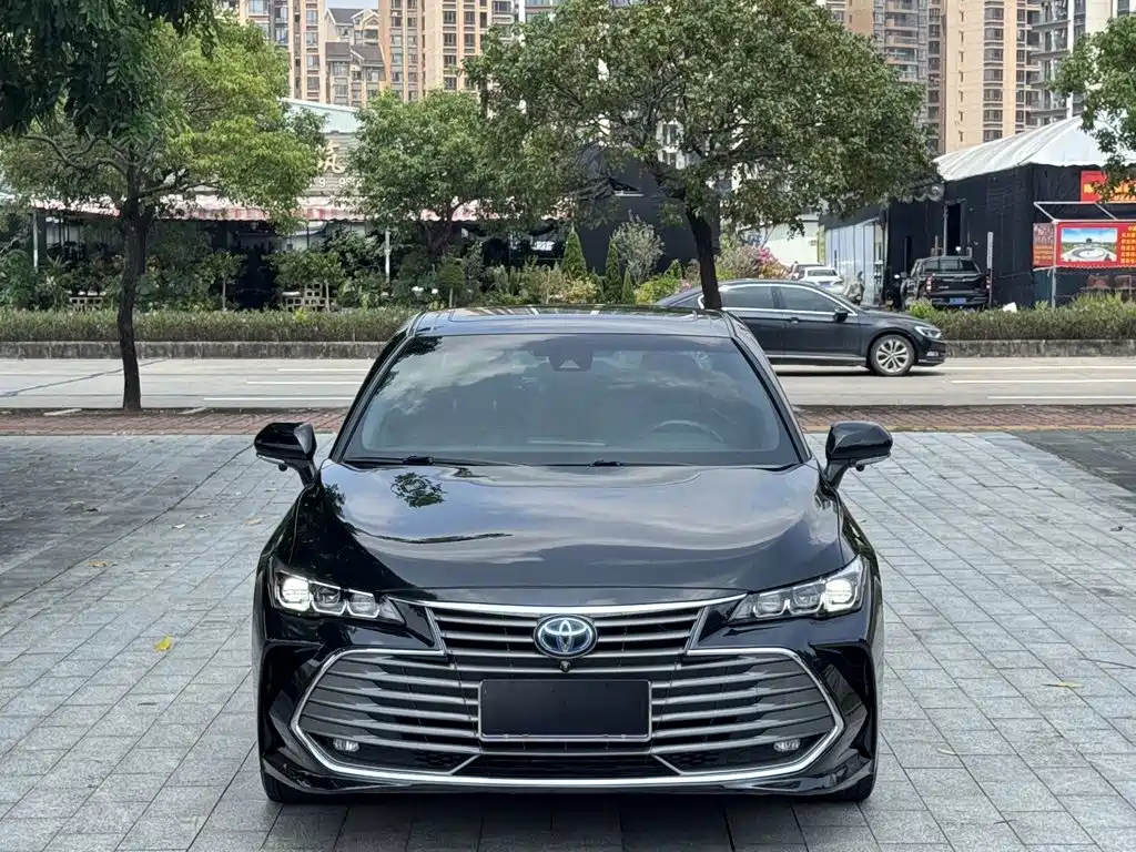 Toyota Avalon — миниатюра 2
