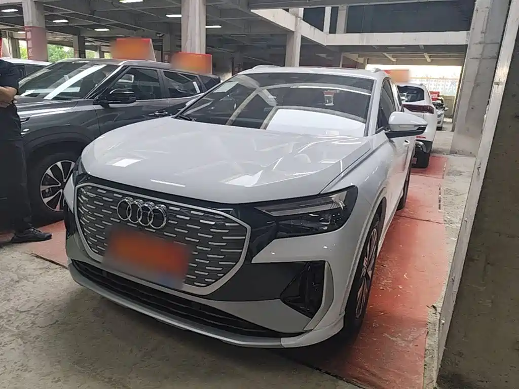 Audi Q4 e-tron 2024 40 e-tron