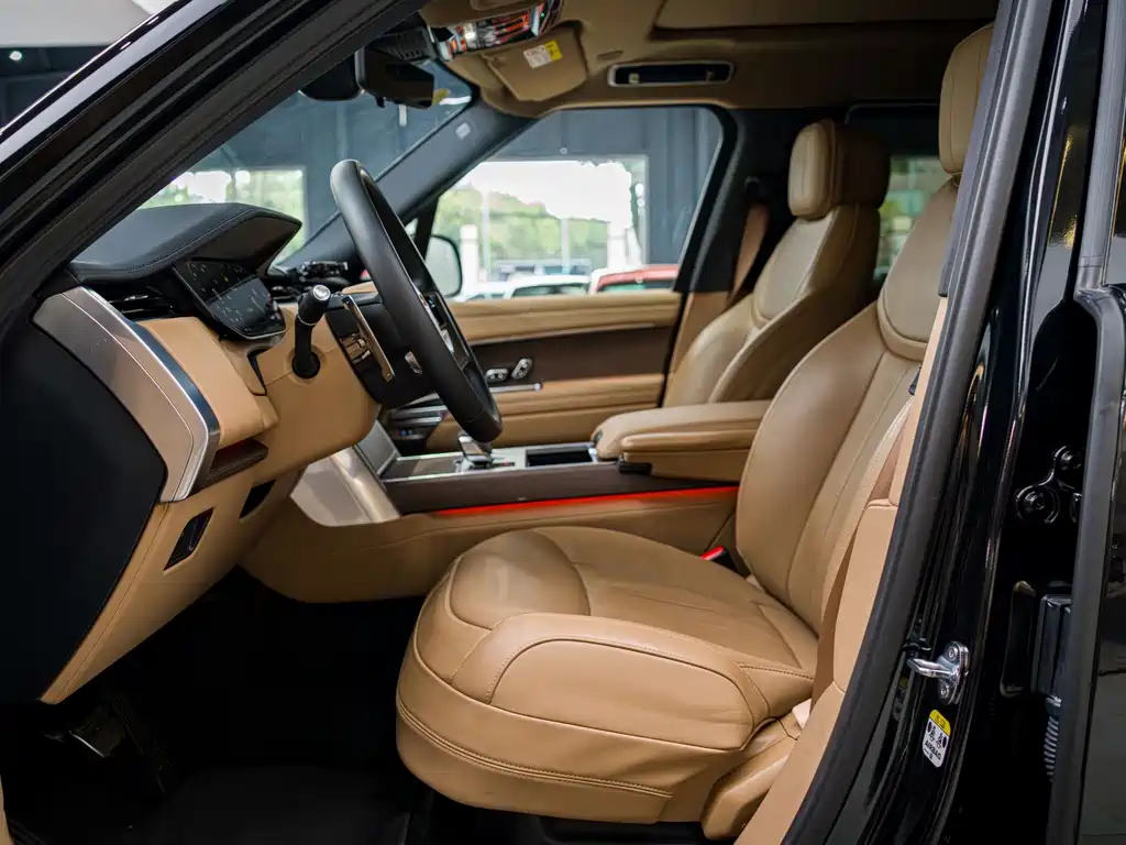 Land Rover Range Rover — миниатюра 9
