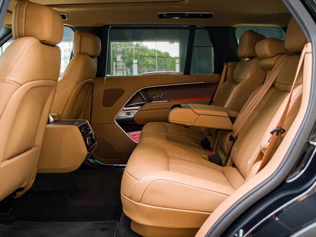 Land Rover Range Rover — миниатюра 12