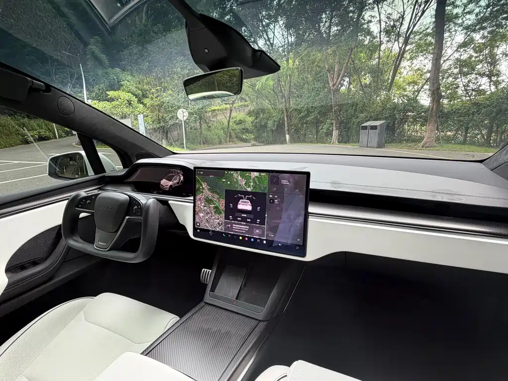 Tesla Model X — фотографии объявления, Фото 14
