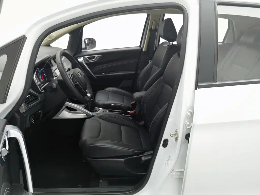 Geely Vision X3 — миниатюра 10