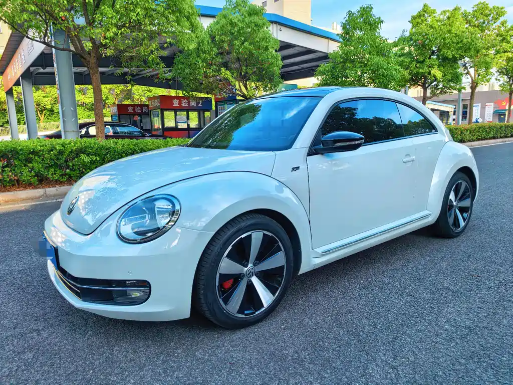 Volkswagen Beetle 2014