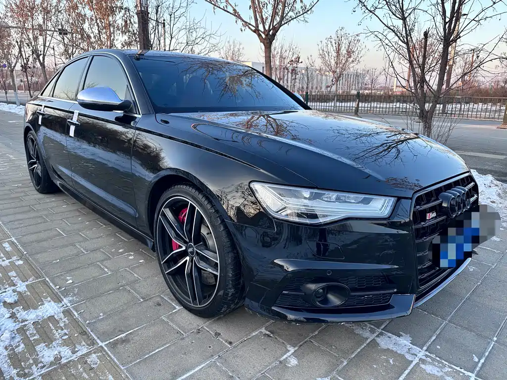 AUDI S6