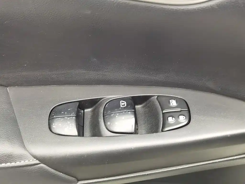 Nissan Sylphy — миниатюра 9