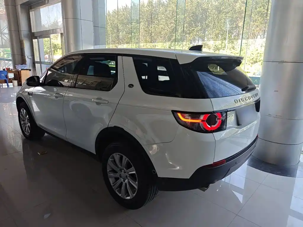 Land Rover Discovery Sport — миниатюра 5