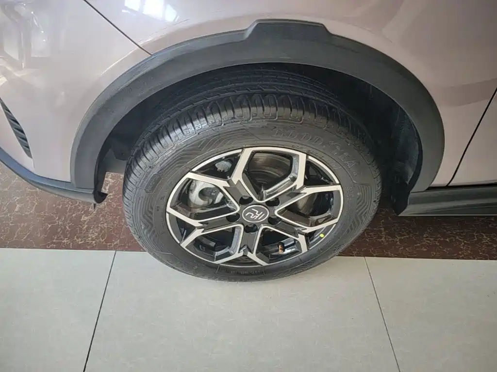 BYD Yuan Pro — миниатюра 23
