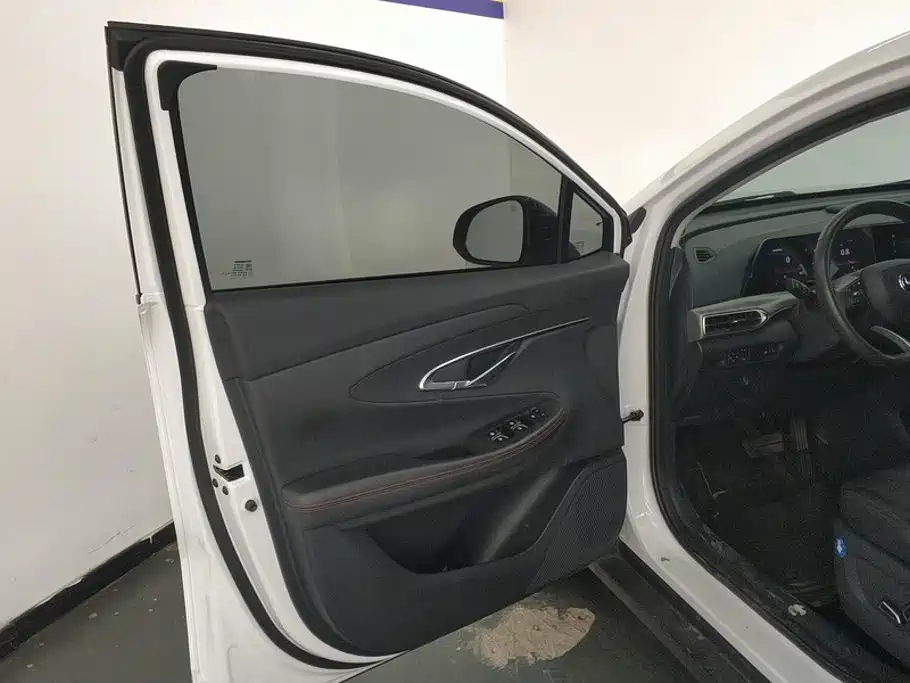 Changan UNI-T — миниатюра 7