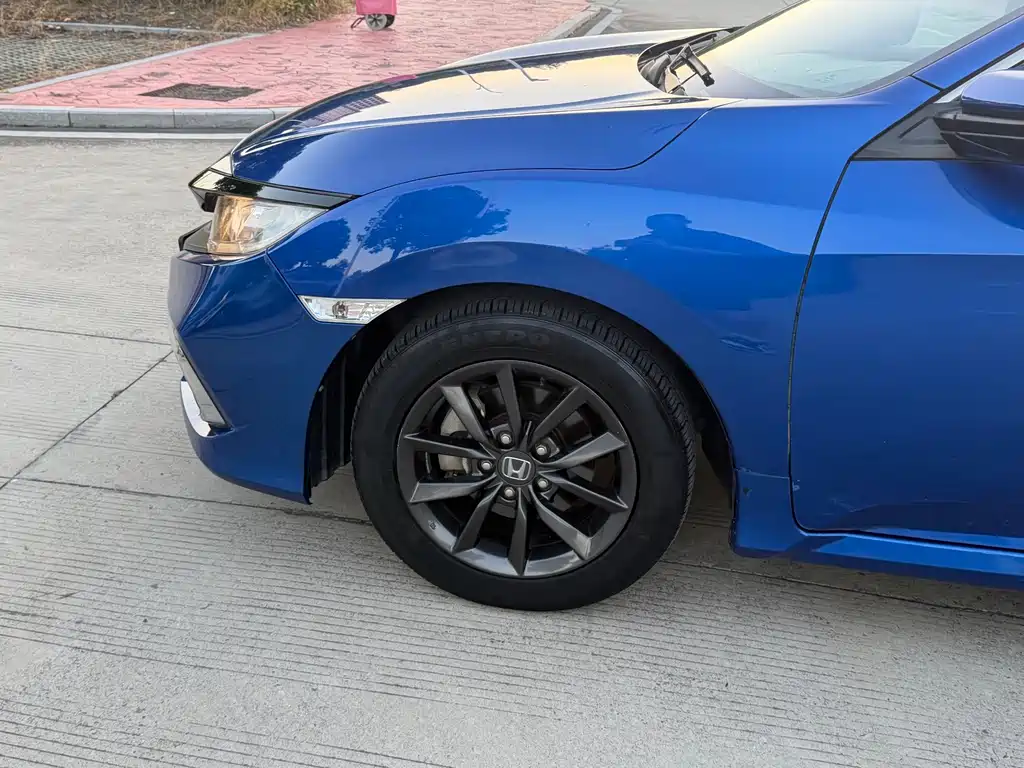 Honda Civic — миниатюра 5