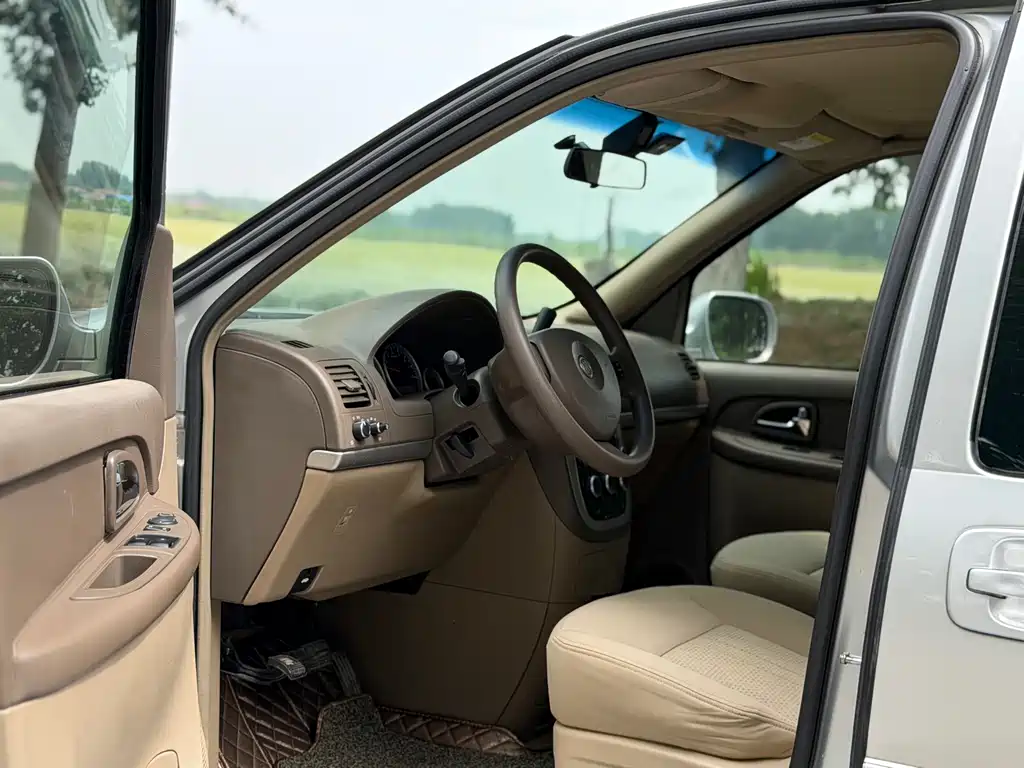 Buick GL8 2014 2.4L