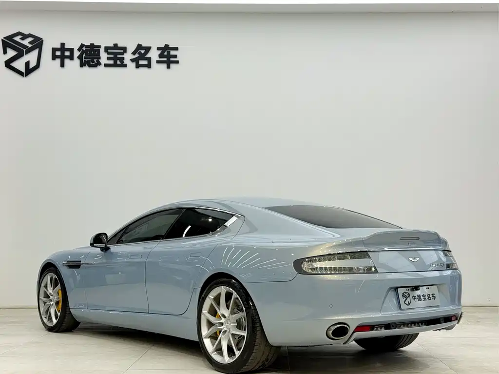 Aston Martin Rapide — миниатюра 4