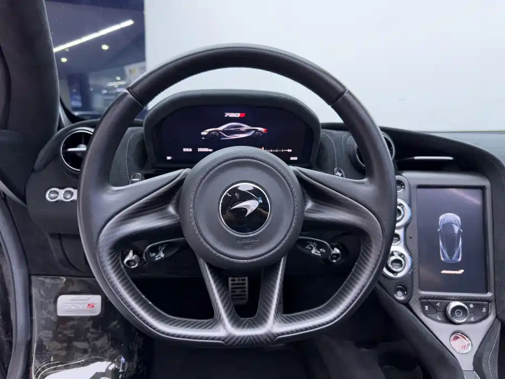 McLaren 720S — миниатюра 25