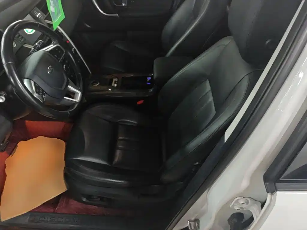 Land Rover Discovery Sport — миниатюра 15