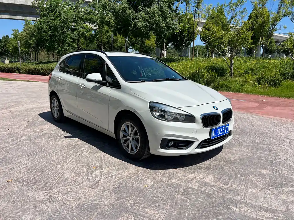 BMW 2 Series Active Tourer — миниатюра 8