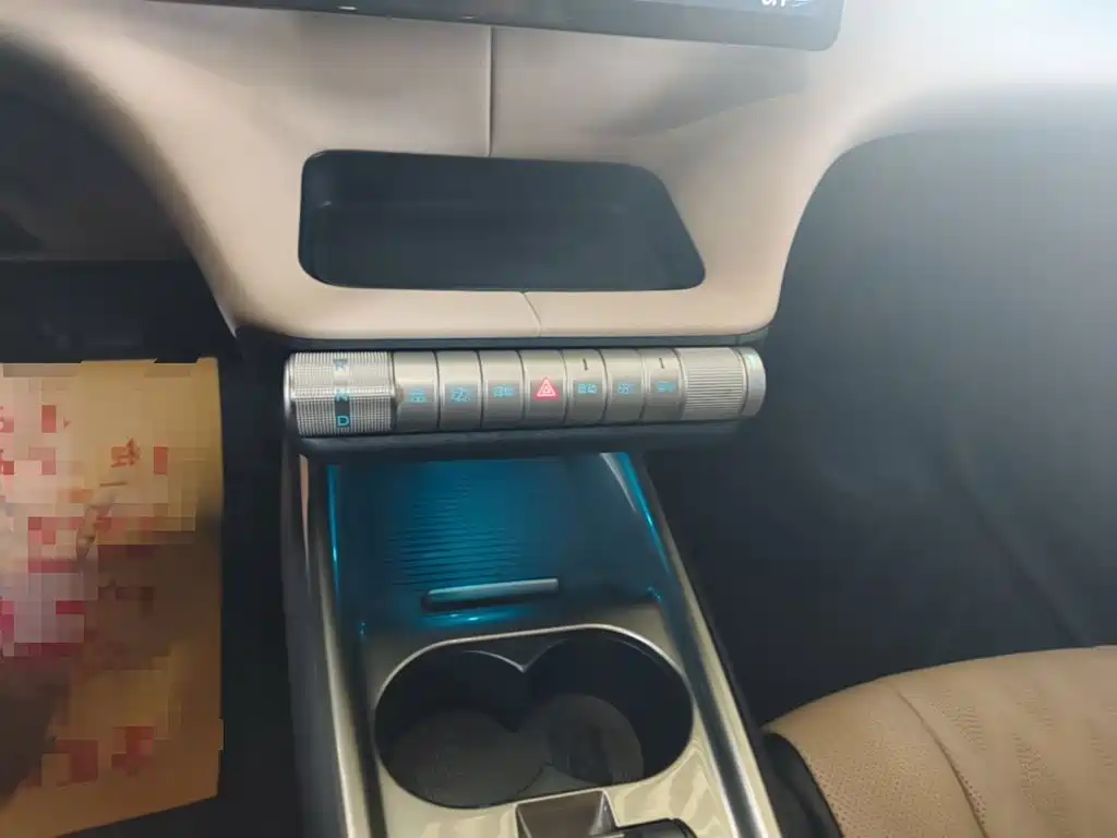 BYD Dolphin — миниатюра 14
